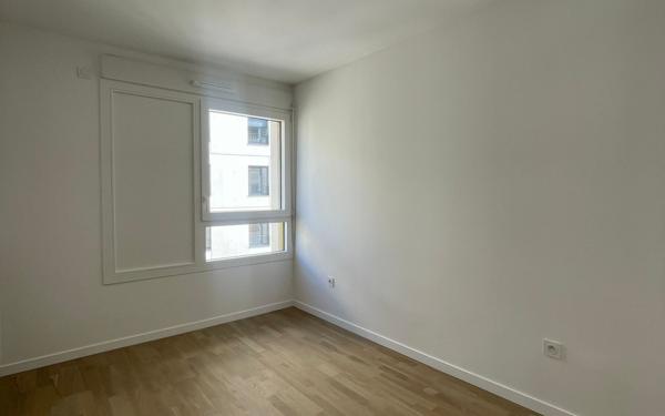 Appartement à louer    5 pièces •    Asnières-sur-Seine