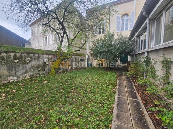 Location Appartement49 m² - 2 Pièces - AGEN (47000)