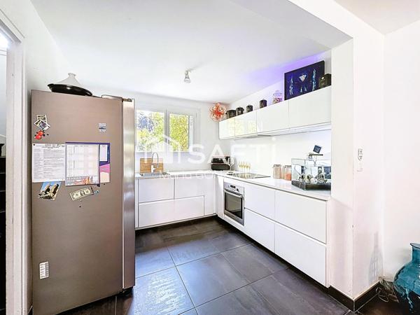 5 chambres, coeur du bourg à pied