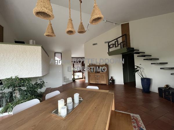 Odos (65310) MAISON d'ARCHITECTE 5 PIECES 135 M2 - PISCINE