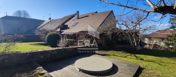 Maison d'exception ,Montmorot 8 pièce(s) 205 m2, 5 chambres, garages, SPA, Sauna...