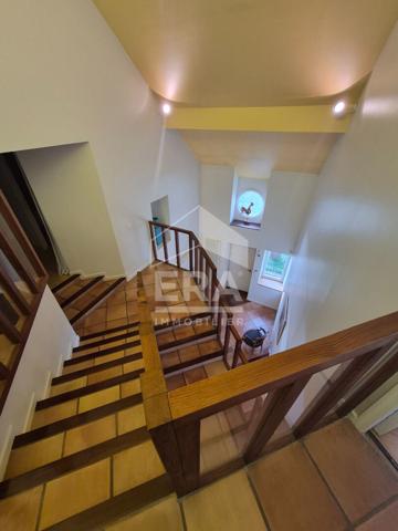 Maison d'exception ,Montmorot 8 pièce(s) 205 m2, 5 chambres, garages, SPA, Sauna...