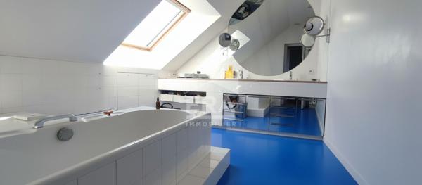 Maison d'exception ,Montmorot 8 pièce(s) 205 m2, 5 chambres, garages, SPA, Sauna...