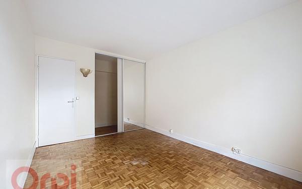 Appartement à vendre    3 pièces • 77,09 m2 Châtillon