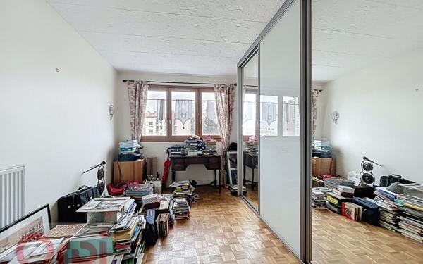 Appartement à vendre    3 pièces • 77,09 m2 Châtillon