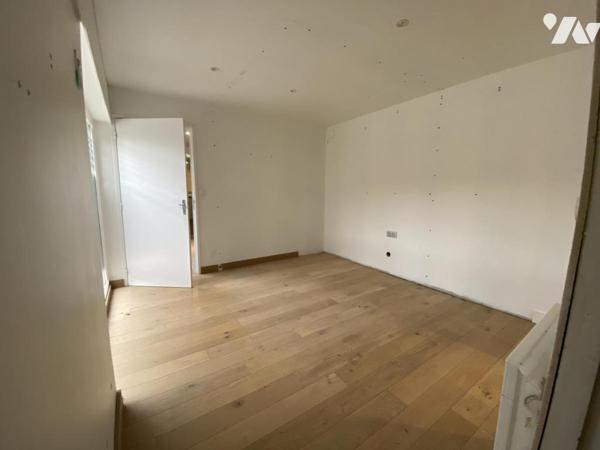 A VENDRE IMMEUBLE PROFESSIONNEL A ROUBAIX  rue Léon Marlot secteur Alfred Motte