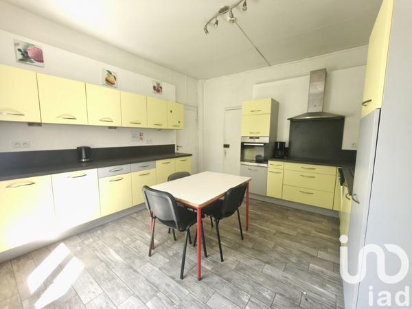 Maison à vendre 11 pièces 297 m² Villaines-la-Juhel