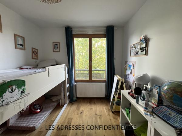TASSIN-LA-DEMI-LUNE – T5 meublé de 120 m² avec grand balcon