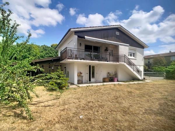 Cette maison ne cherche pas à ressembler aux autres,