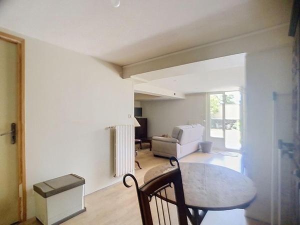 Cette maison ne cherche pas à ressembler aux autres,