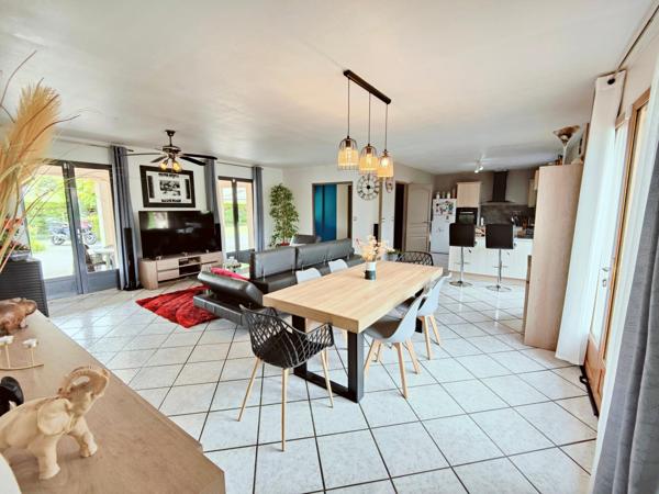 T6 de plain pied, au calme, sans vis à vis, Garage