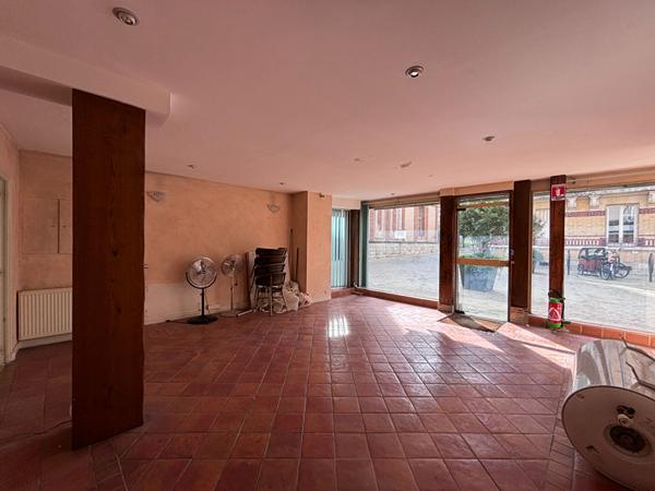 Location local commercial Chartres - 7 pièce(s) - 150 m² - 2 300 €/mois