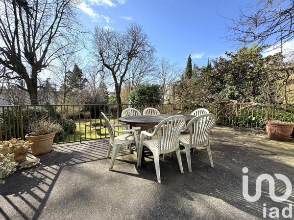 Maison 10 pièces de 352 m² à Sceaux (92330)