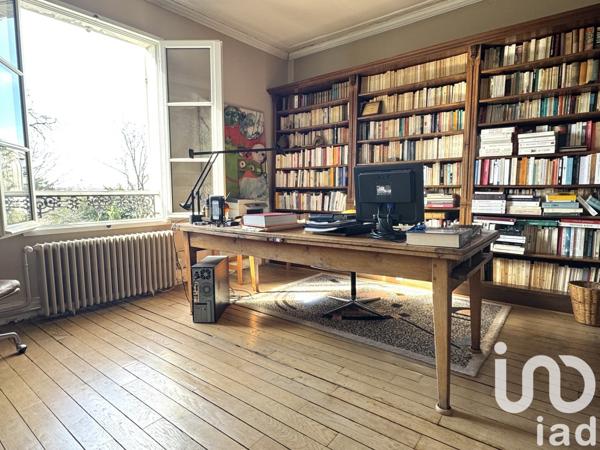 Maison 10 pièces de 352 m² à Sceaux (92330)