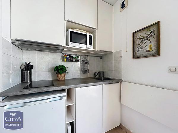 Appartement à vendre 1 pièce 24.95m² Fréjus (83600)