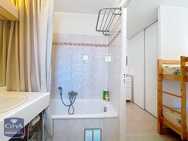 Appartement à vendre 1 pièce 24.95m² Fréjus (83600)