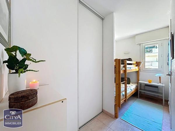 Appartement à vendre 1 pièce 24.95m² Fréjus (83600)