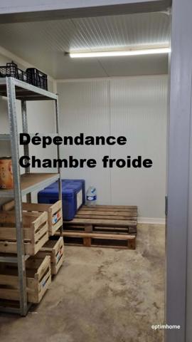 PROPRIETE RURALE AVEC DEPENDANCES ET SERRES