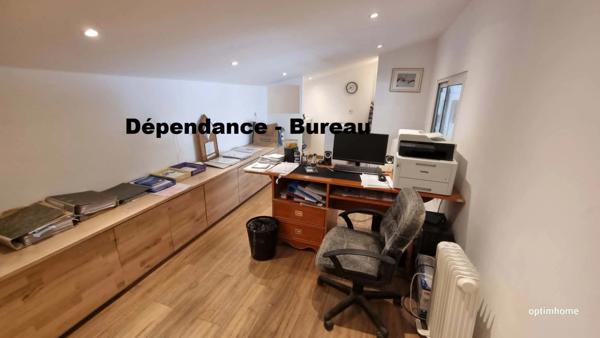 PROPRIETE RURALE AVEC DEPENDANCES ET SERRES