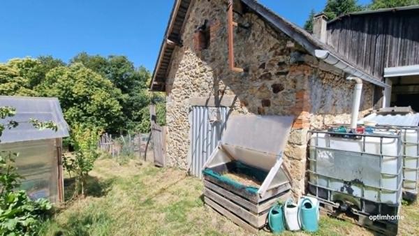 PROPRIETE RURALE AVEC DEPENDANCES ET SERRES