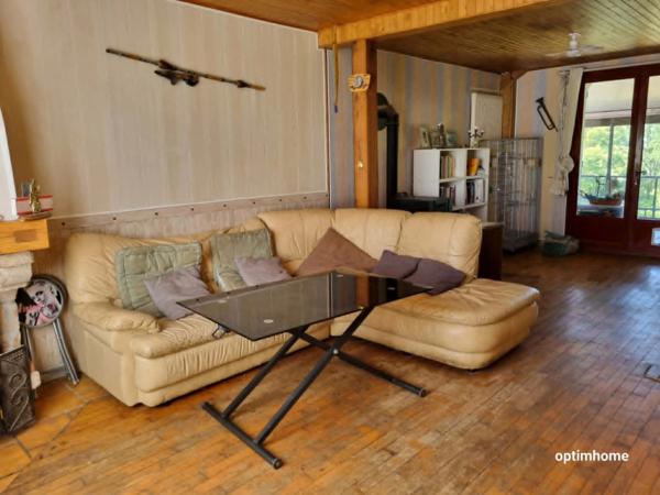 PROPRIETE RURALE AVEC DEPENDANCES ET SERRES