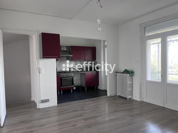 Maison
         8 pièces
        - 158 m² 295 000 € *