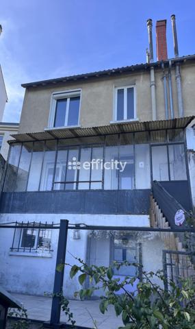 Maison
         8 pièces
        - 158 m² 295 000 € *