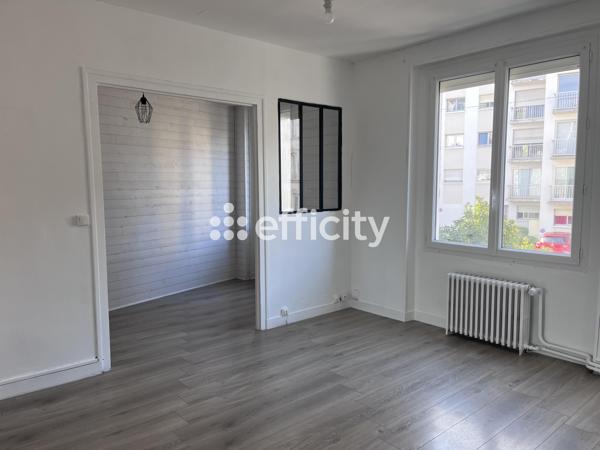 Maison
         8 pièces
        - 158 m² 295 000 € *