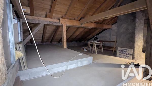 Studio à vendre 101,49 m² Rochejean