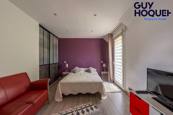 Maison individuel 5 chambres 130m² - Savigny Bourg.