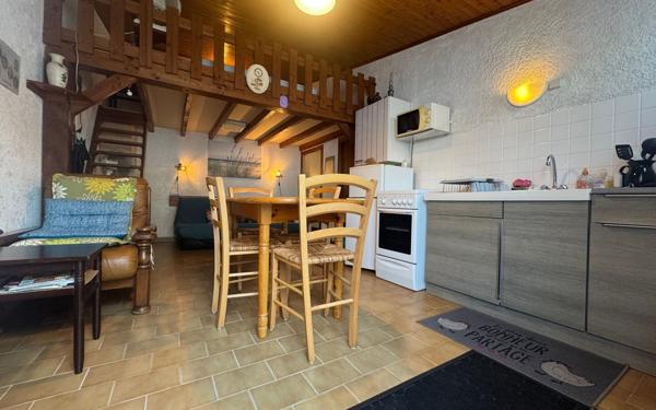 Maison à vendre    2 pièces •  Le Grand-Village-Plage