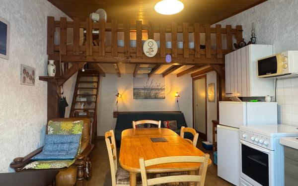 Maison à vendre    2 pièces •  Le Grand-Village-Plage