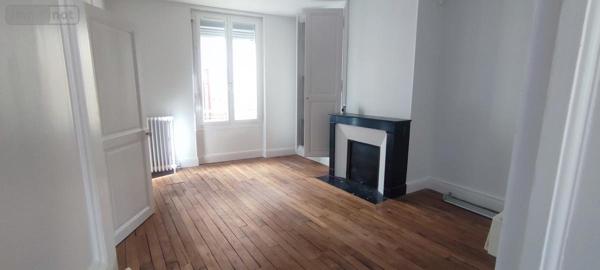 Appartement à louer à Châlons-en-Champagne dans la Marne (51000), ref : 51084-L648