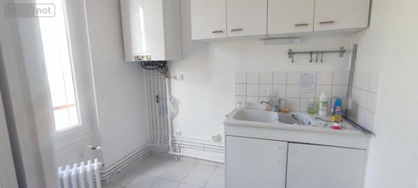 Appartement à louer à Châlons-en-Champagne dans la Marne (51000), ref : 51084-L648