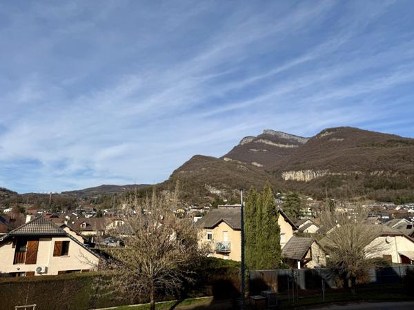 Appartement T3 traversant de 71 m²