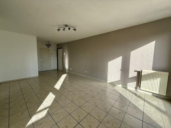 Appartement T3 traversant de 71 m²