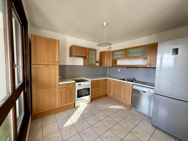 Appartement T3 traversant de 71 m²