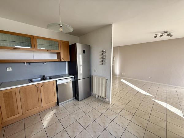 Appartement T3 traversant de 71 m²