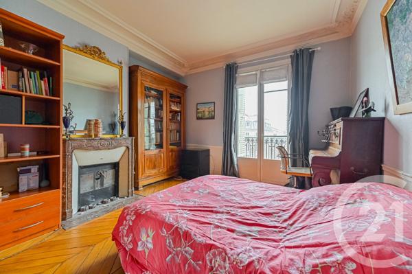 Appartement à vendre  5 pièces - 111,65 m 2   PARIS  - 75013