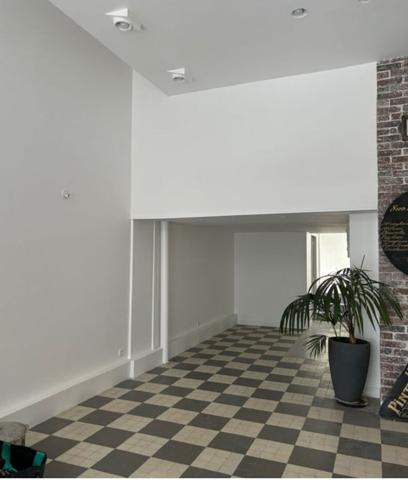 IDEAL POUR RESTAURANT ou TRAITEUR ou FLEURISTE ....