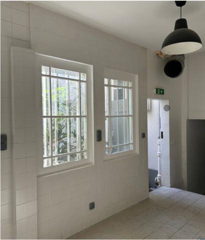 IDEAL POUR RESTAURANT ou TRAITEUR ou FLEURISTE ....