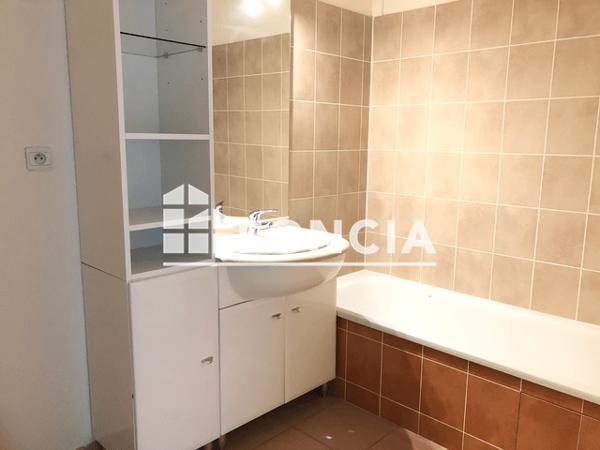 Location Appartement 2 pièces 39.83 m² - 4 CHEMIN DE LAGAR Saint Juery 81160