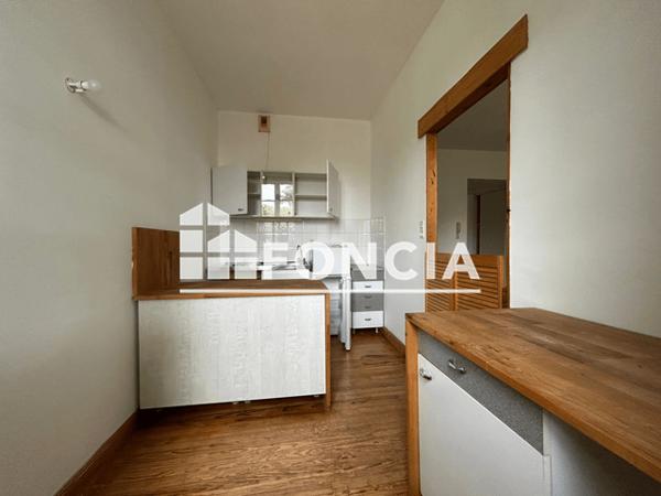 Location Appartement 2 pièces 60.57 m² - 88 RUE A.LBERT TOMEY Carcassonne 11000