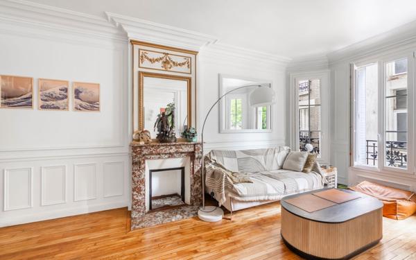 Appartement à vendre    3 pièces • 63,05 m2 Paris 12