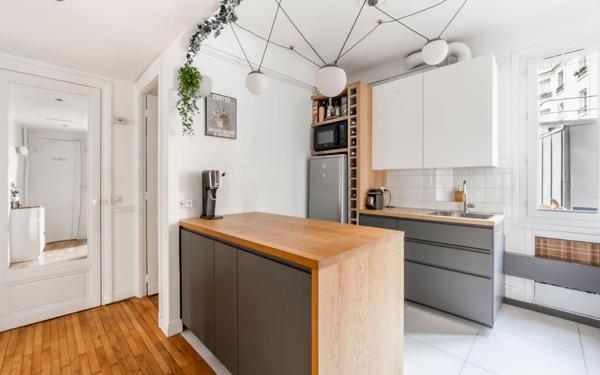 Appartement à vendre    3 pièces • 63,05 m2 Paris 12
