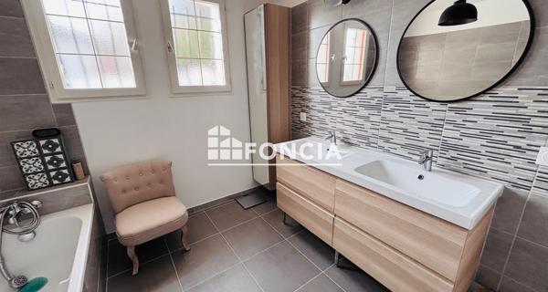 À vendre Maison 7 pièces 212 m² - Saran 45770