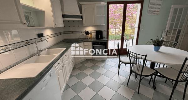 À vendre Maison 7 pièces 212 m² - Saran 45770