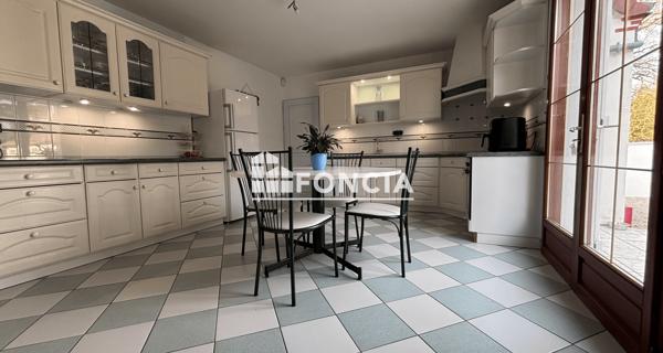 À vendre Maison 7 pièces 212 m² - Saran 45770