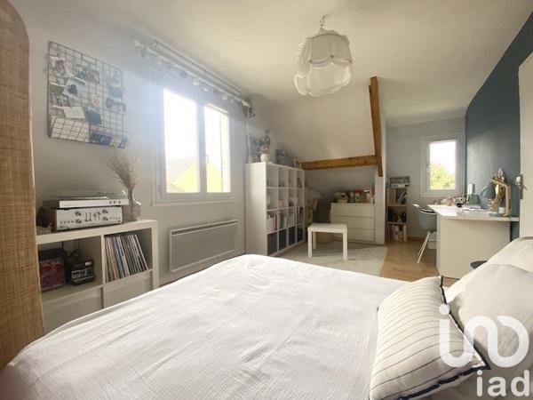 Maison à vendre 7 pièces 142 m² Saint-Leu-la-Forêt