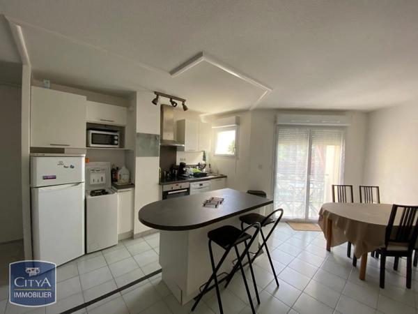 Appartement à louer 3 pièces 64.8m² Poitiers (86000)